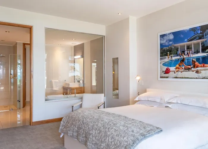 Blue Views Penthouse Beachfront Apartment With Pool Cape Town